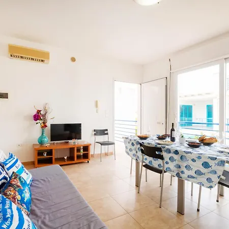 Dimora Riva Serena Con Piscina