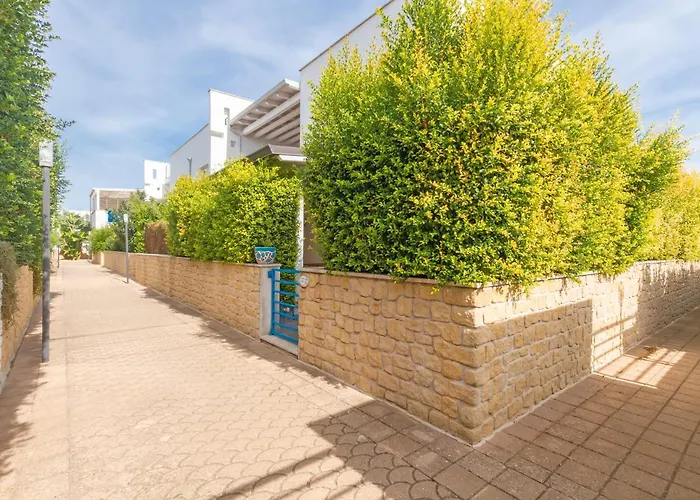 度假居 Dimora Riva Serena Con Piscina