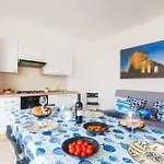 Dimora Riva Serena Con Piscina