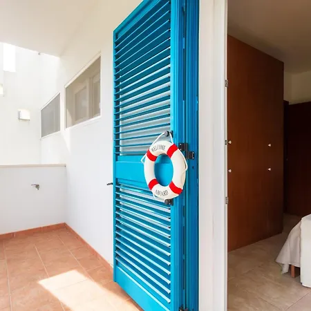 בית נופש Dimora Riva Serena Con Piscina *