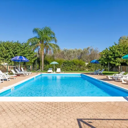 Dimora Riva Serena Con Piscina