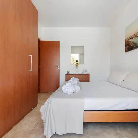 בית נופש Dimora Riva Serena Con Piscina