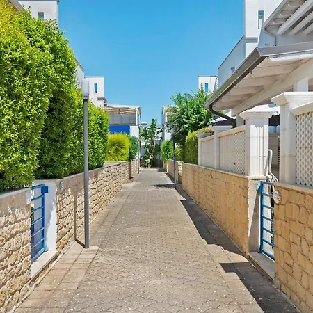 Dimora Riva Serena Con Piscina * טורה לפילו