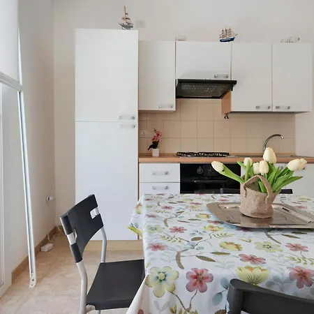 בית נופש Dimora Riva Serena Con Piscina
