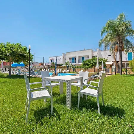 Dimora Riva Serena Con Piscina בית נופש טורה לפילו