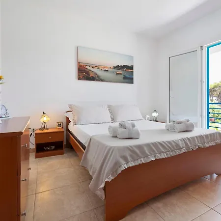 Dimora Riva Serena Con Piscina בית נופש *