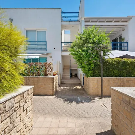 Dimora Riva Serena Con Piscina בית נופש טורה לפילו